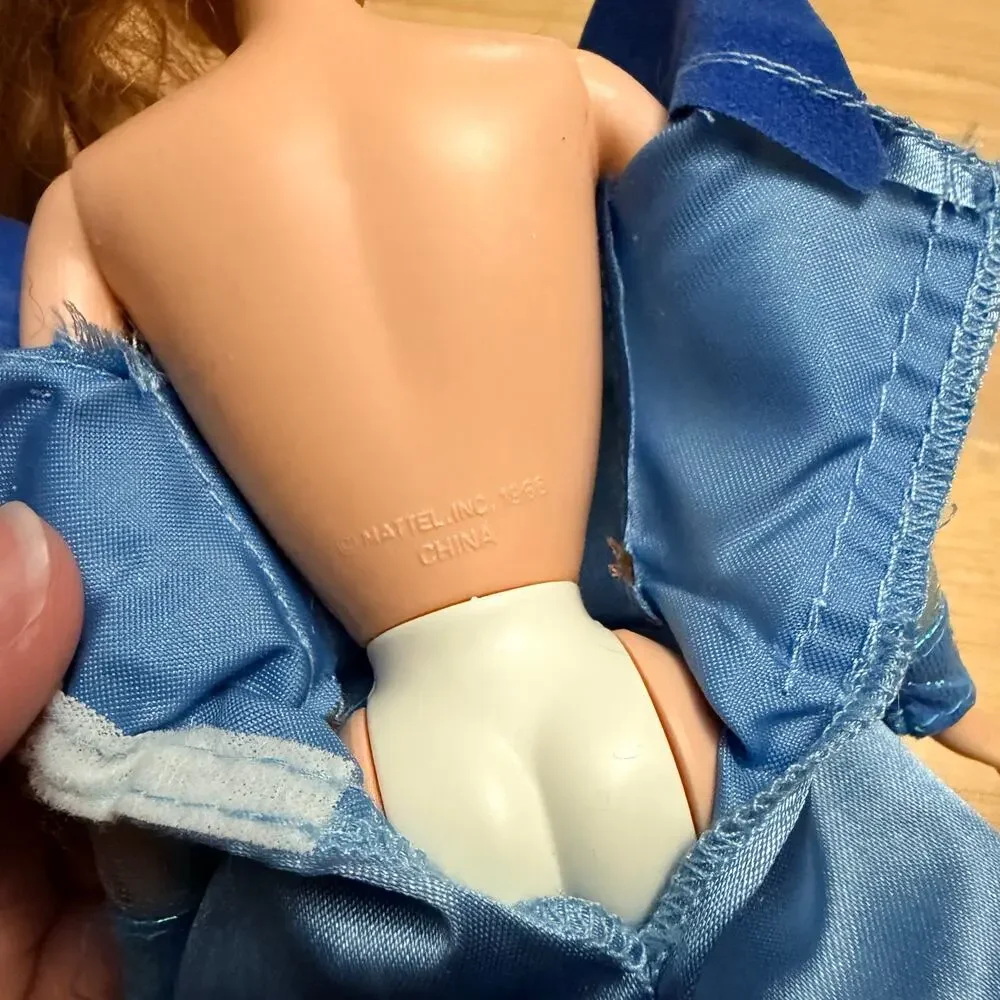 Disney Princess Mattel Sleeping Beauty Aurora Barbie Doll Blue Dress Y2K 2001
